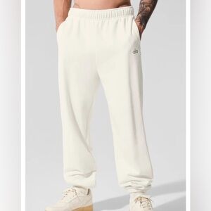 ALO Yoga Men's / Unisex Ivory Joggers - Size Large